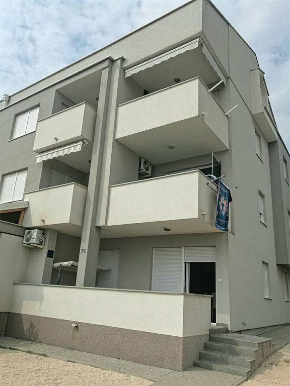Malik'S Place Novalja Exterior photo